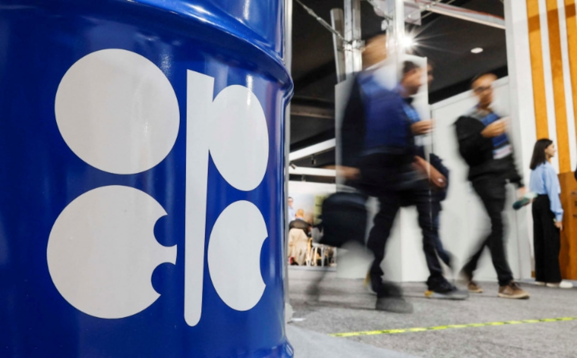 OPECプラス、3日に小幅増産で合意か=関係筋