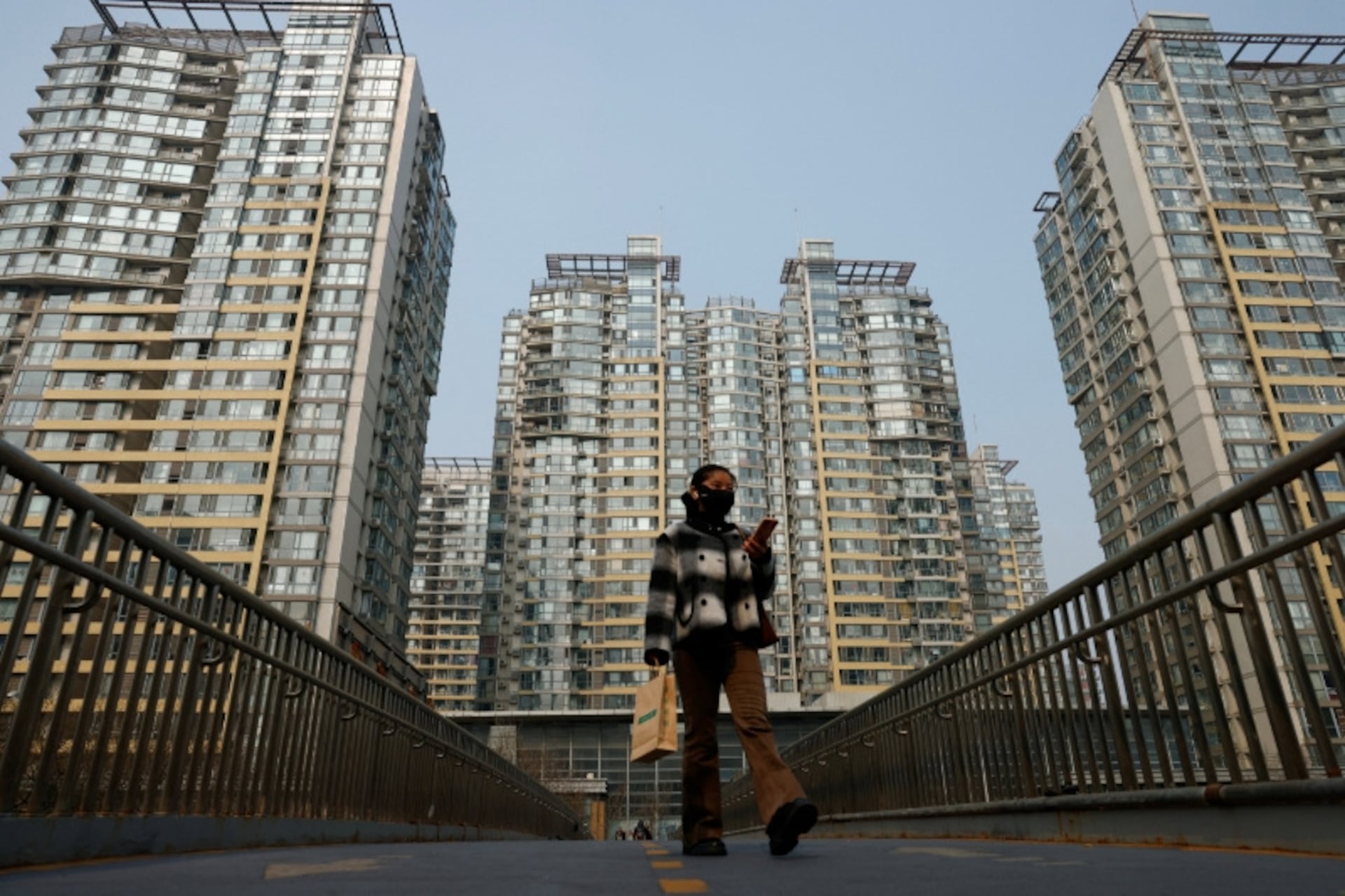 中国3月新築住宅価格、小幅上昇に転換 主要都市の季節的需要で